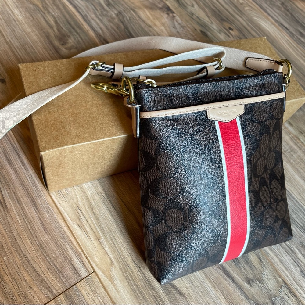 EUC Coach Signature Stripe Swingpack Bag